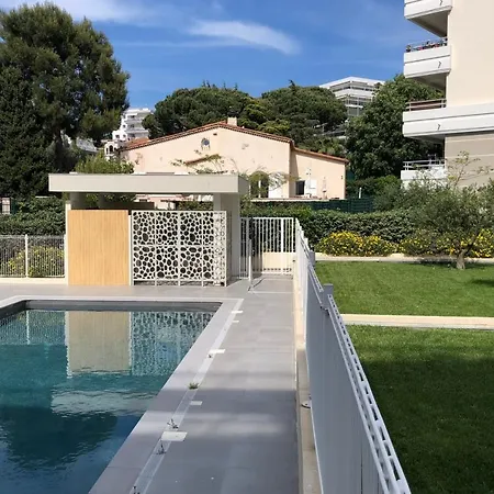 Appartement Danaè Modern 2 Bedrooms In The Heart Of Juan-les-pins *